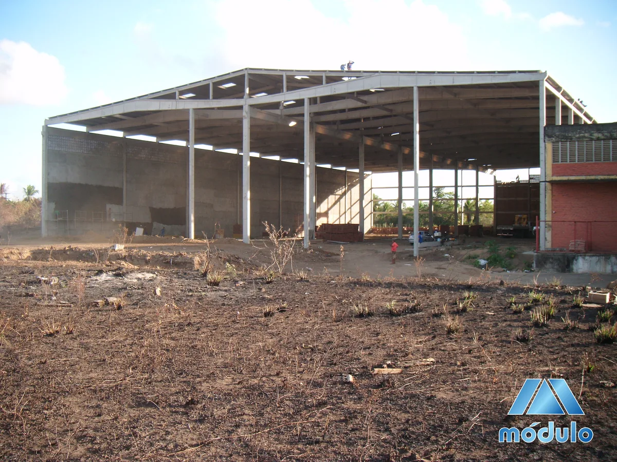 Estrutura de galpão em concreto armado